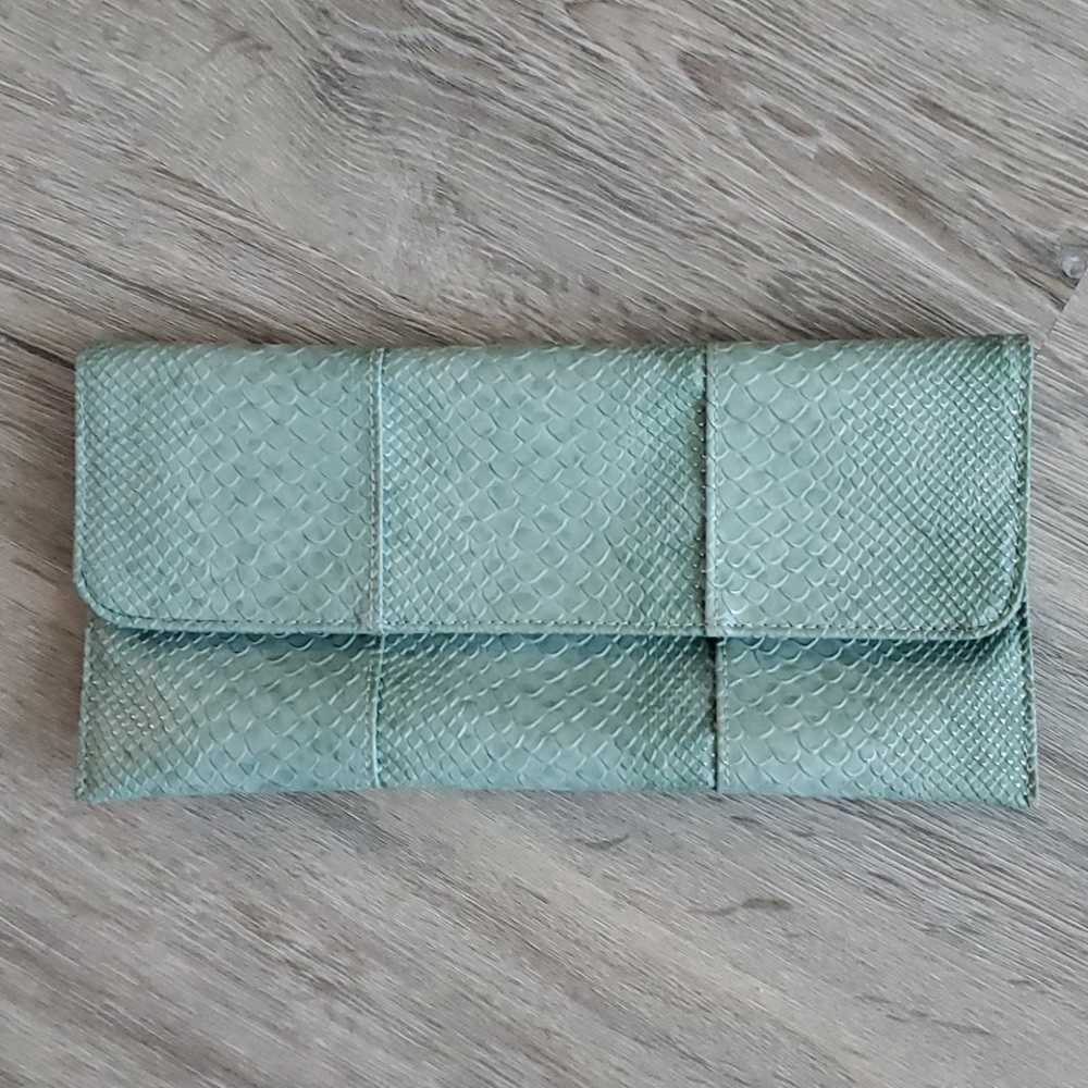 Faux Crocodile Leather Clutch Pouch